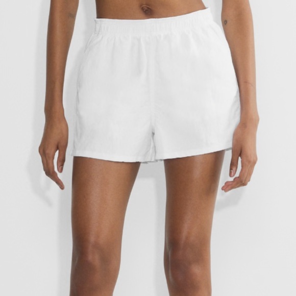 Aritzia Pants - Babaton - Aritzia White Women's Shorts